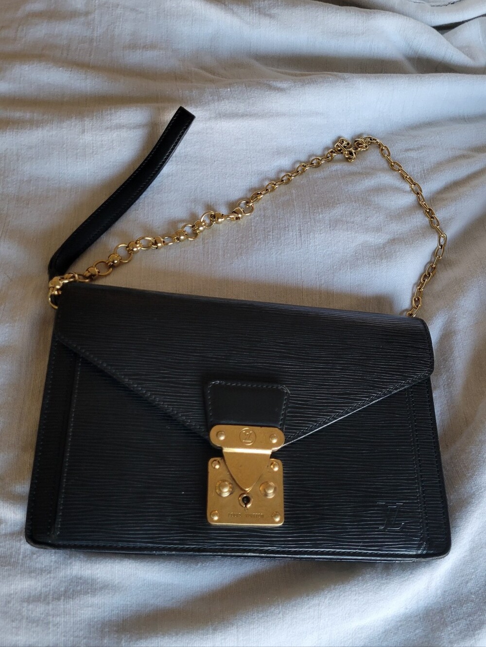 Authentic Louis Vuitton Shoulder Bag
